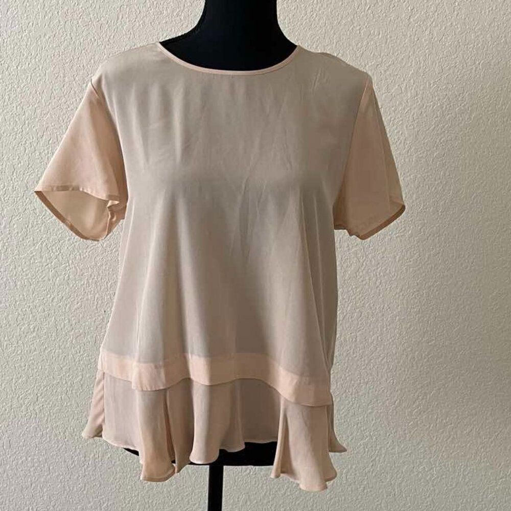 Central Park West NY Top Blouse 100% silk, short sleeve, cream size M